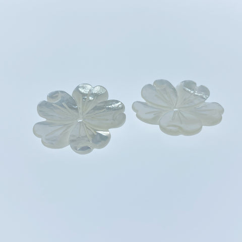 6pc 20mm Hand Carved White Mother of Pearl 5-petal Flower Beads WM-0188