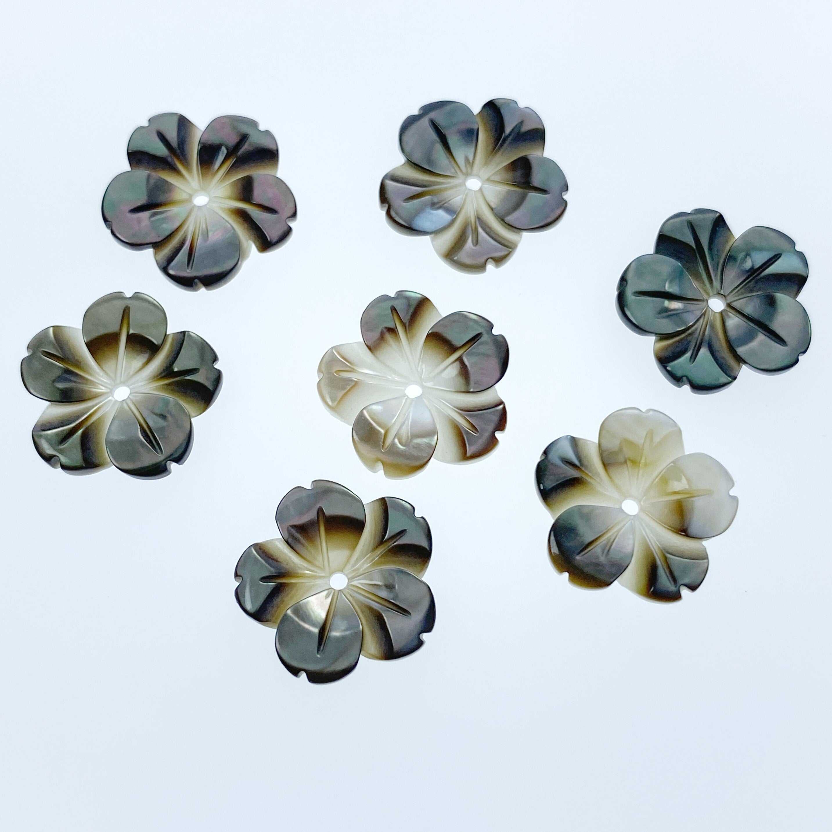 10pc Hand Carved Black Mother of Pearl 15mm 5-petal Flower Beads BM-0079