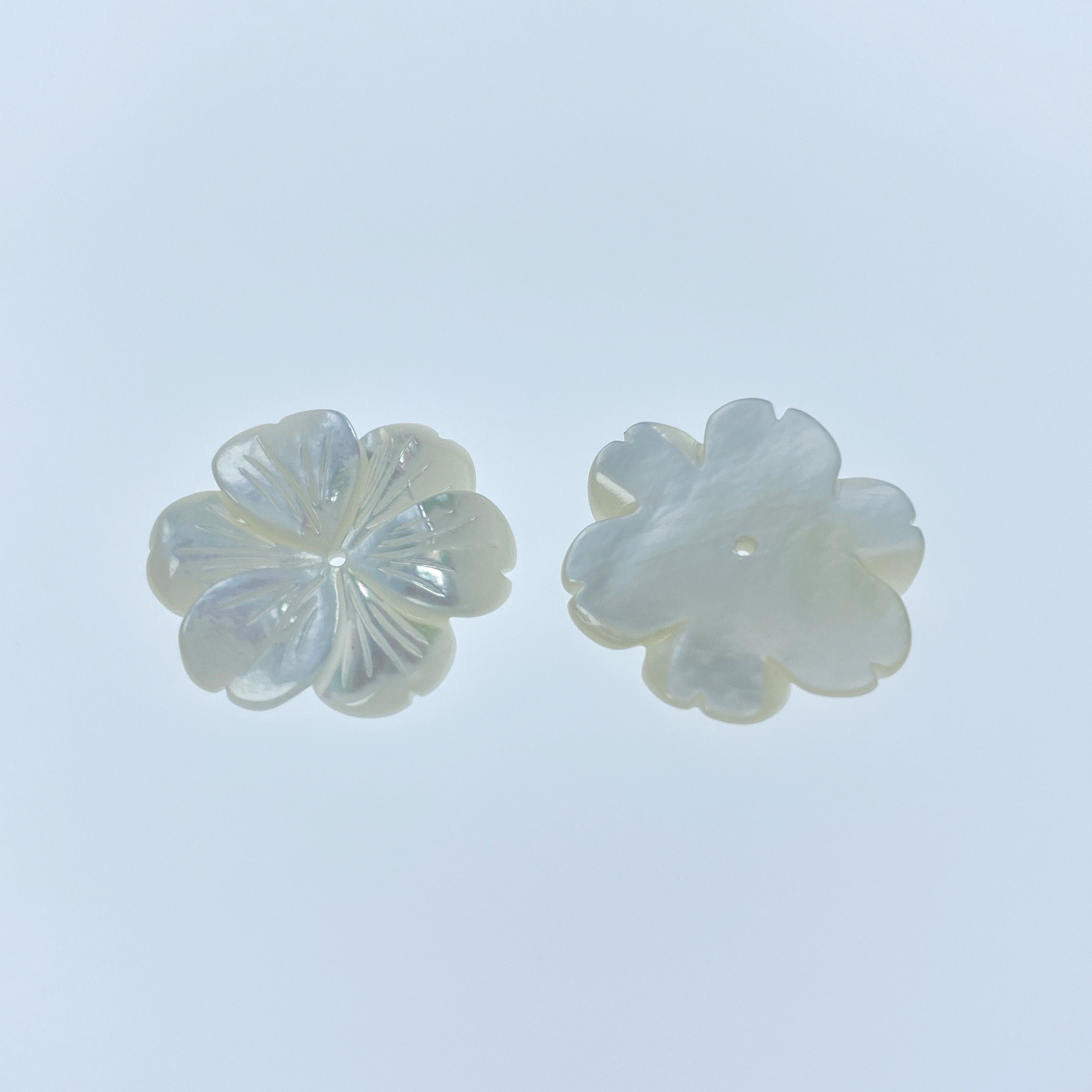 6pc 20mm Hand Carved White Mother of Pearl 6-petal Flower Beads WM-0206