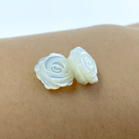 10pc Rose Flower Beads White Mother Of Pearl Double Sided Hand Carved Jewelry Earring Making Components Floral Bead Charms Hand Made WM-0051