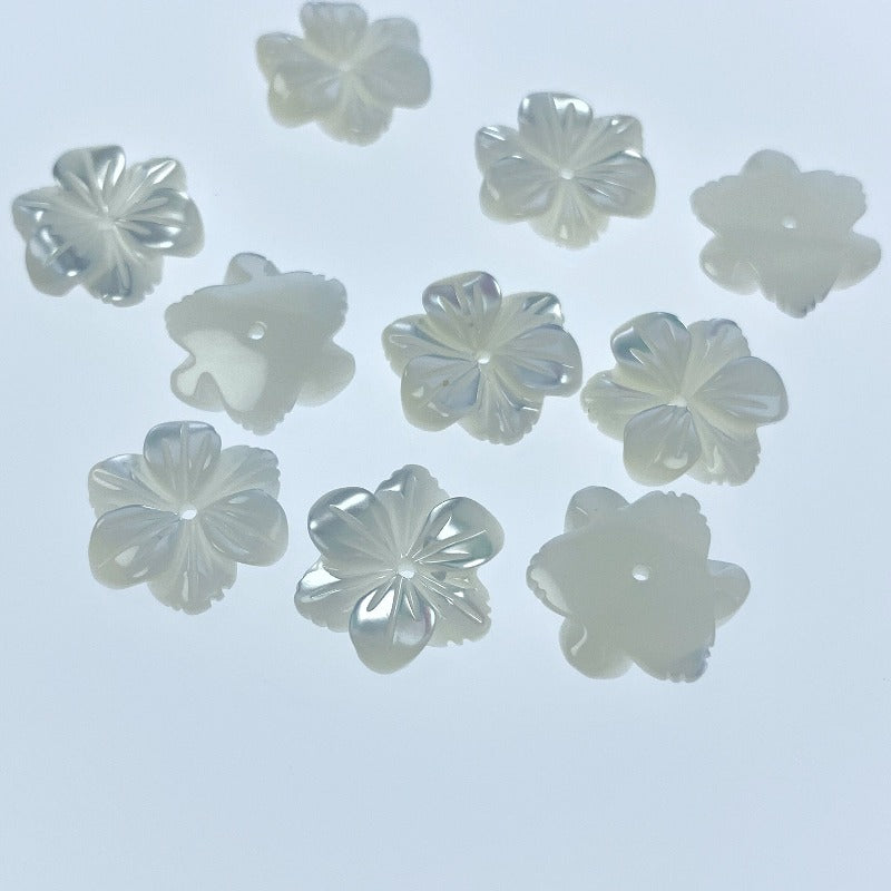 Hibiscus Flower Beads White Mother Of Pearl 12mm Hand Carved WM-0212