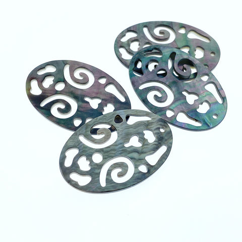 2pc 22mm x 30mm Natural Black Mother of Pearl Filigree Oval Shape Pendants BM-0101