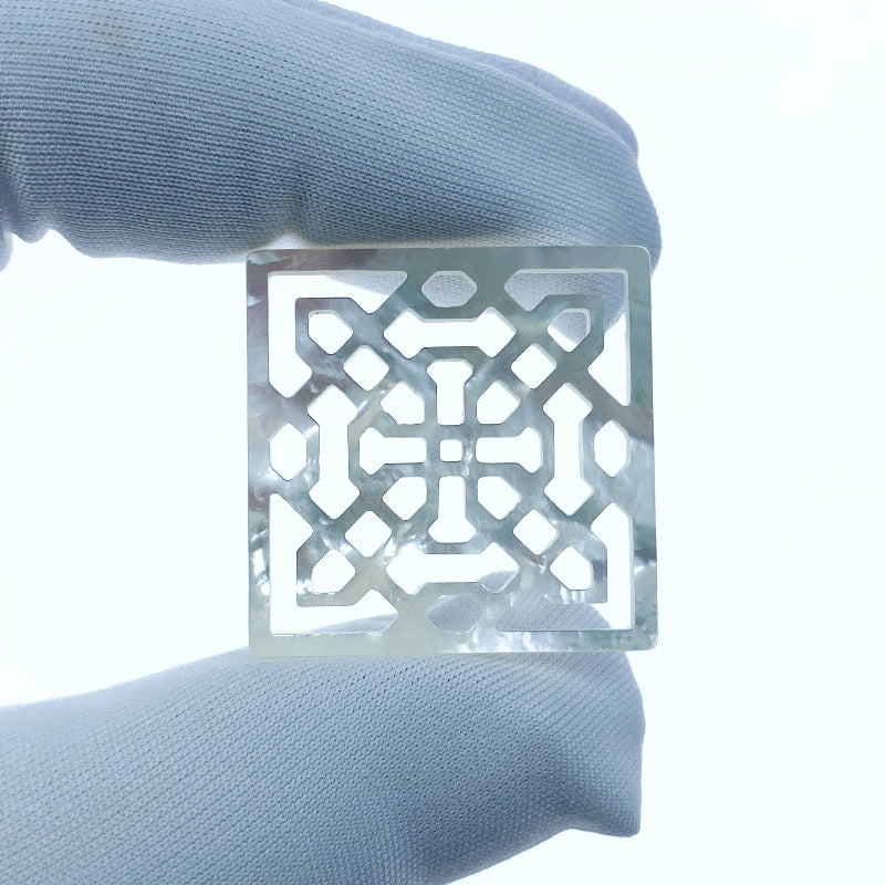 filigree square mother of pearl beads WM-0149