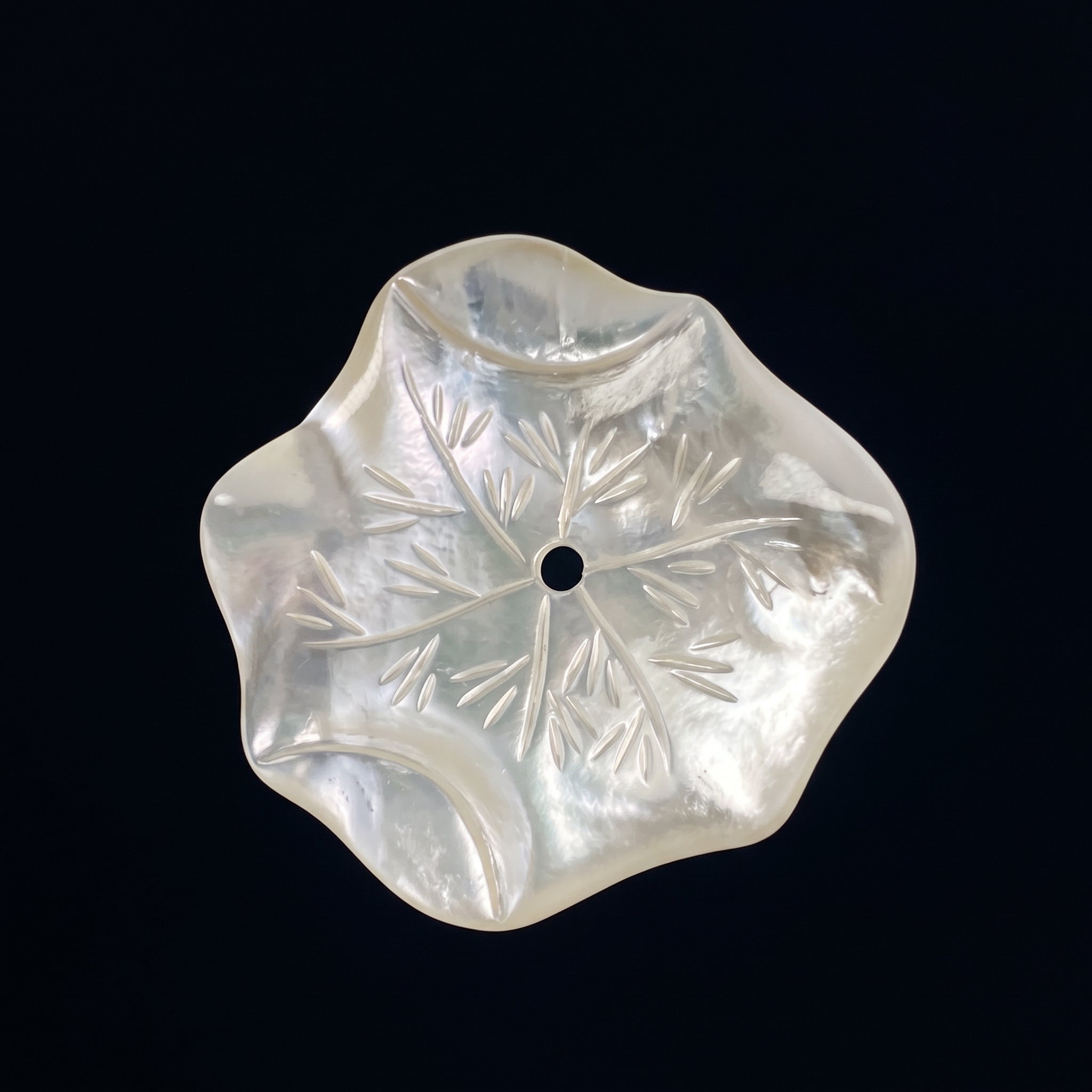 2pc Lotus Leaf Beads White Mother Of Pearl 30mm Hand Carved WM-0003