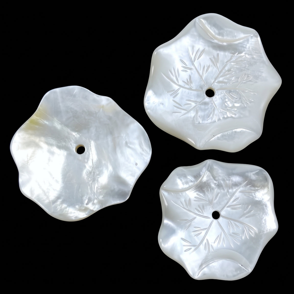2pc Lotus Leaf Beads White Mother Of Pearl 30mm Hand Carved WM-0003