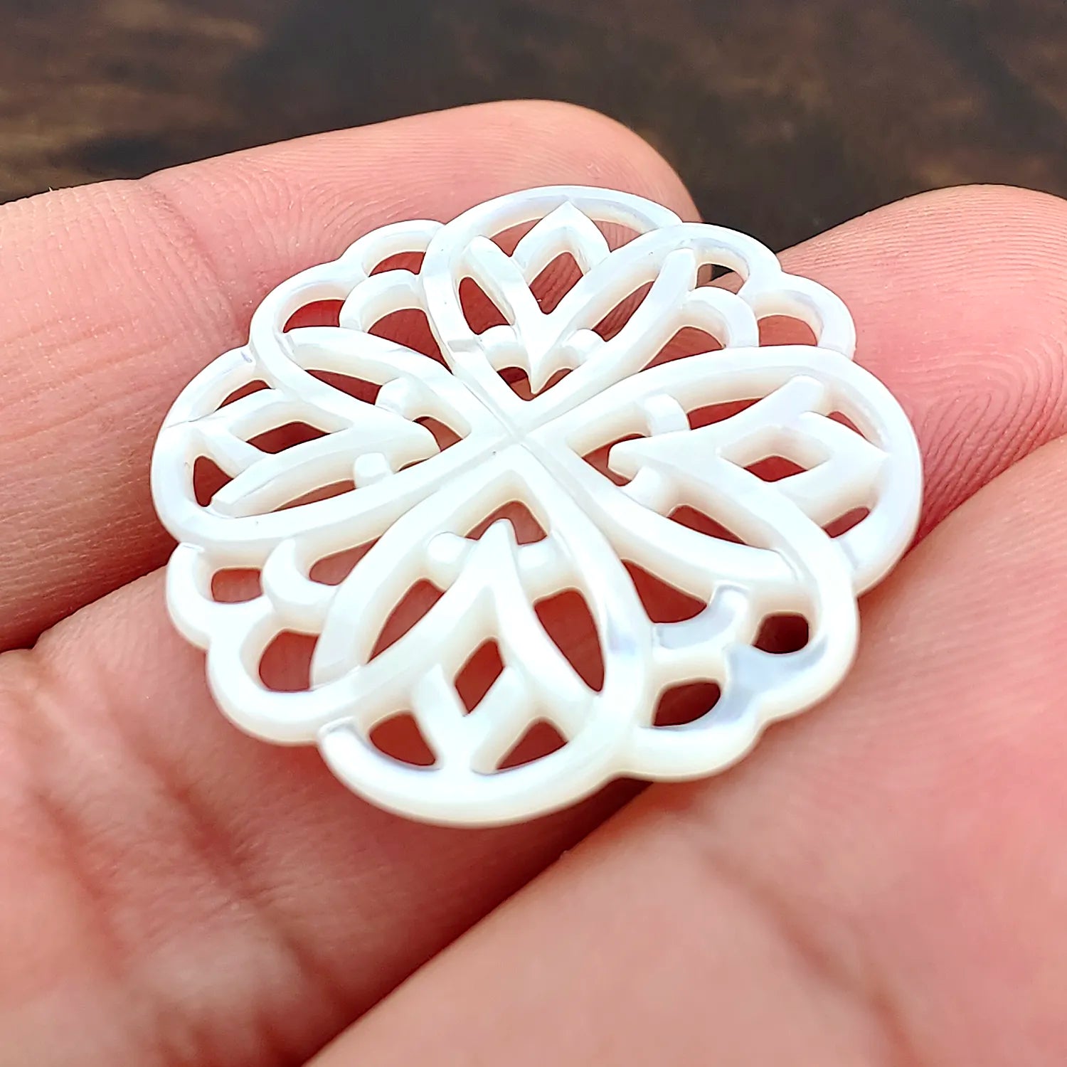 Rosette Flower Beads White Mother Of Pearl Round Filigree WM-0074