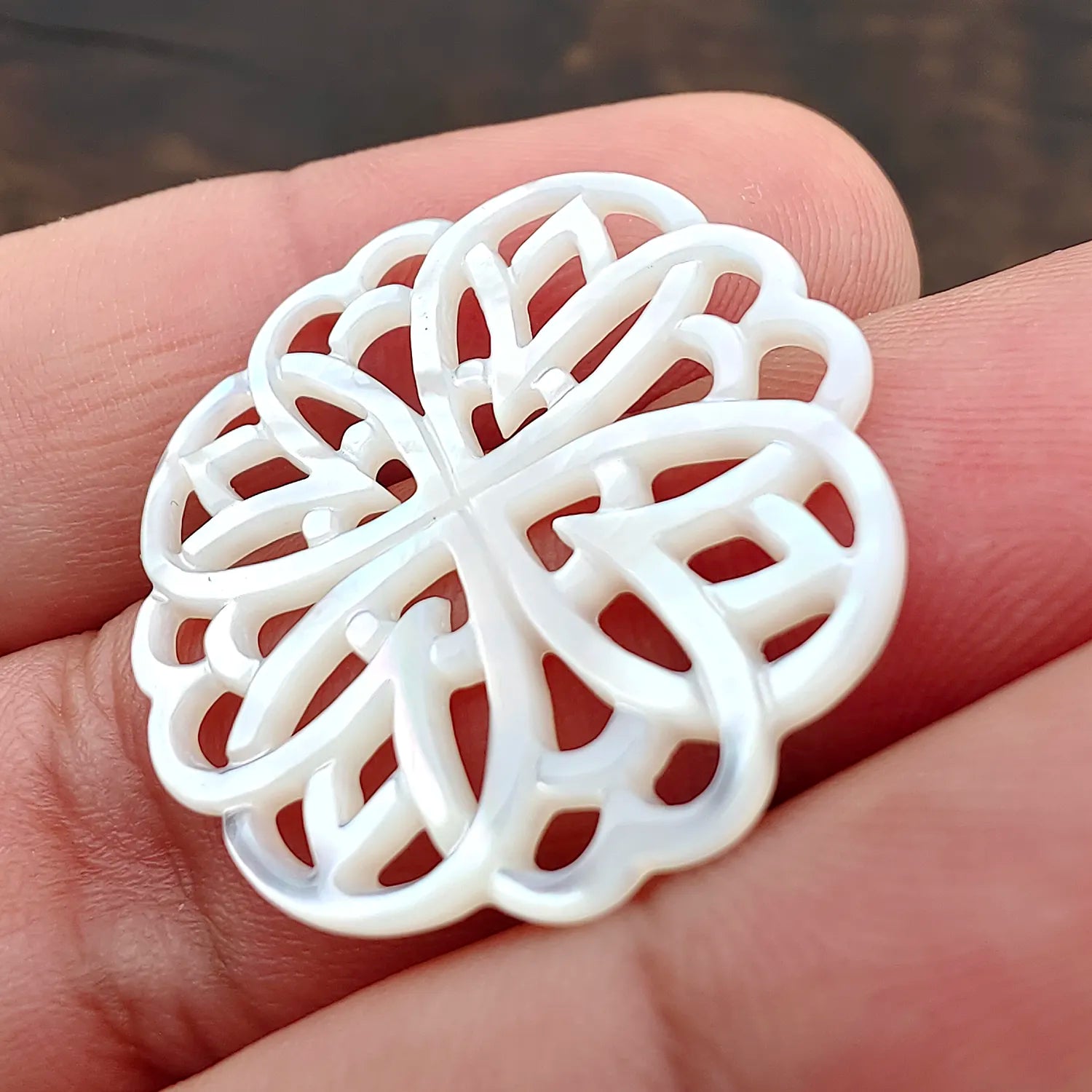 Rosette Flower Beads White Mother Of Pearl Round Filigree WM-0074