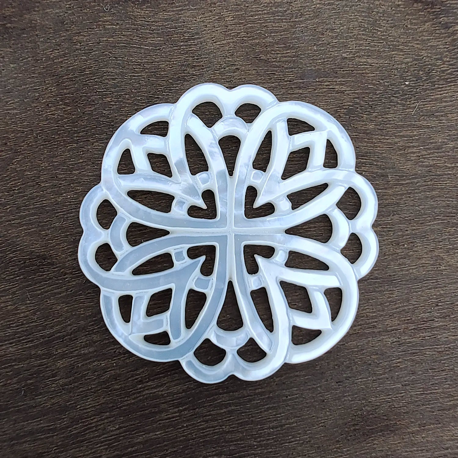 Rosette Flower Beads White Mother Of Pearl Round Filigree WM-0074